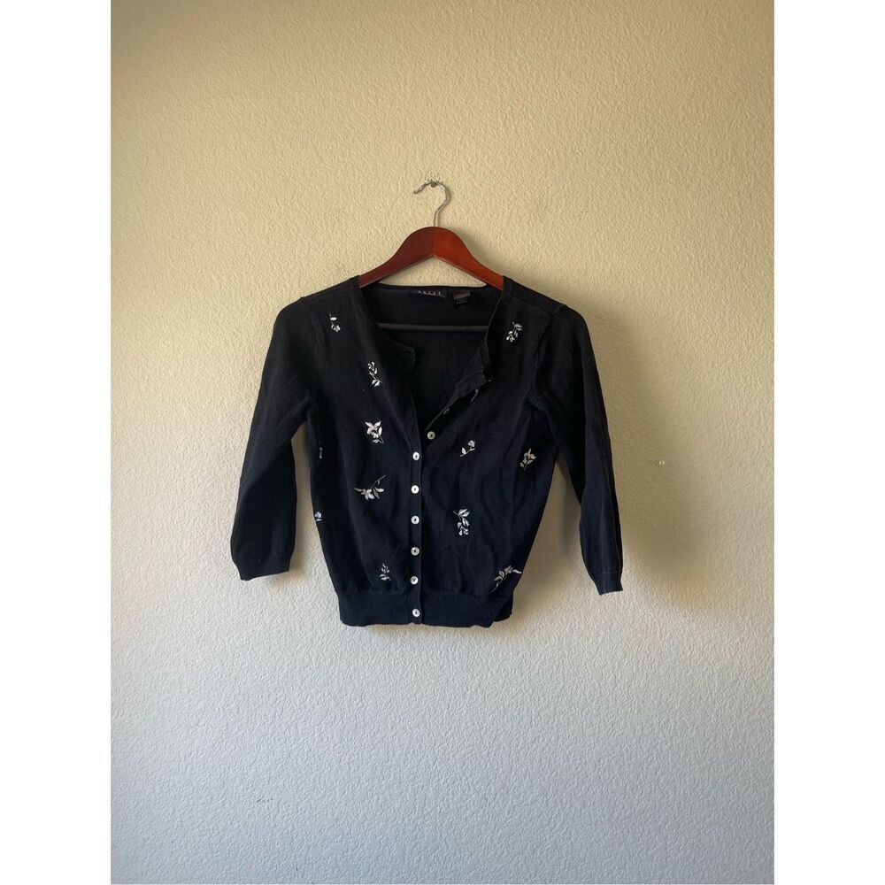 Vintage Liz Claiborne embroidered dainty floral cardigan size small petite